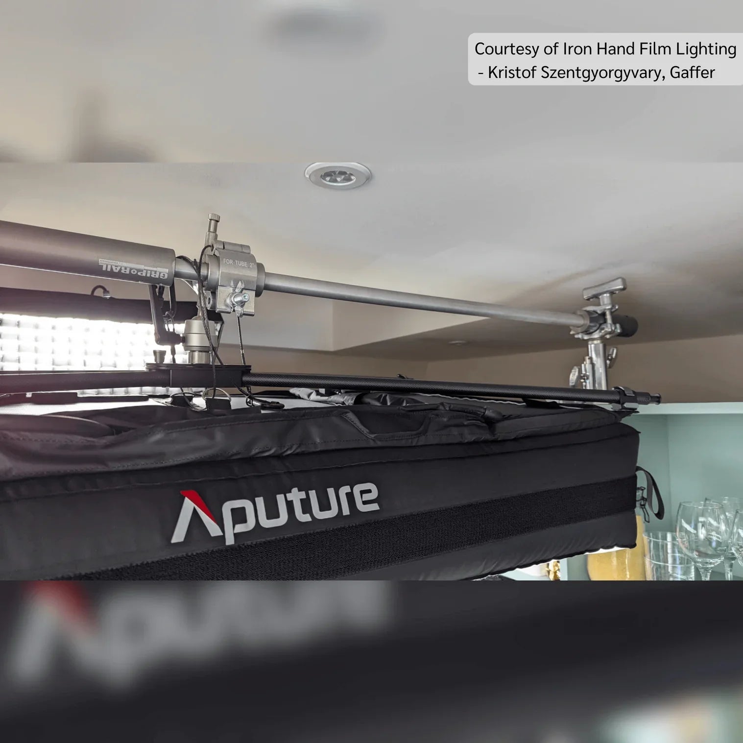 Matthews 1-1/2’’ Grip Rail