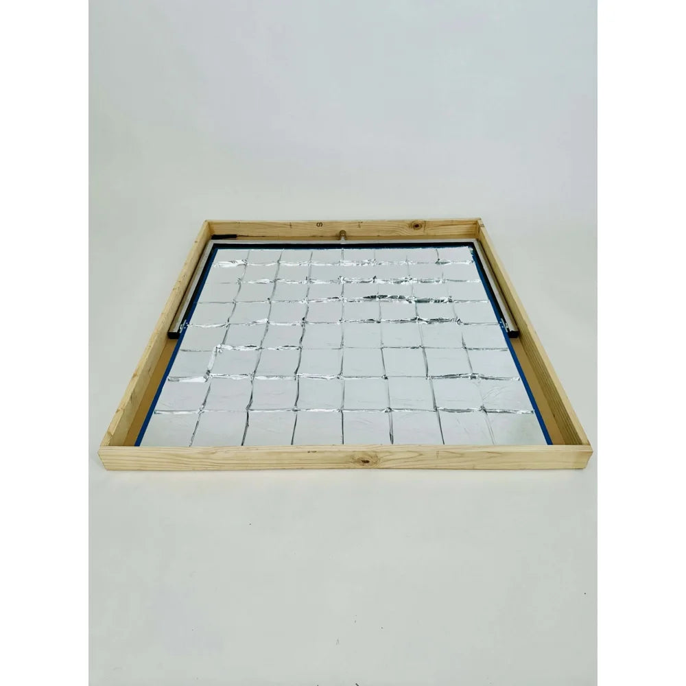 American Reflector Box/Crate for film grip rigging with wooden frame and reflective surface