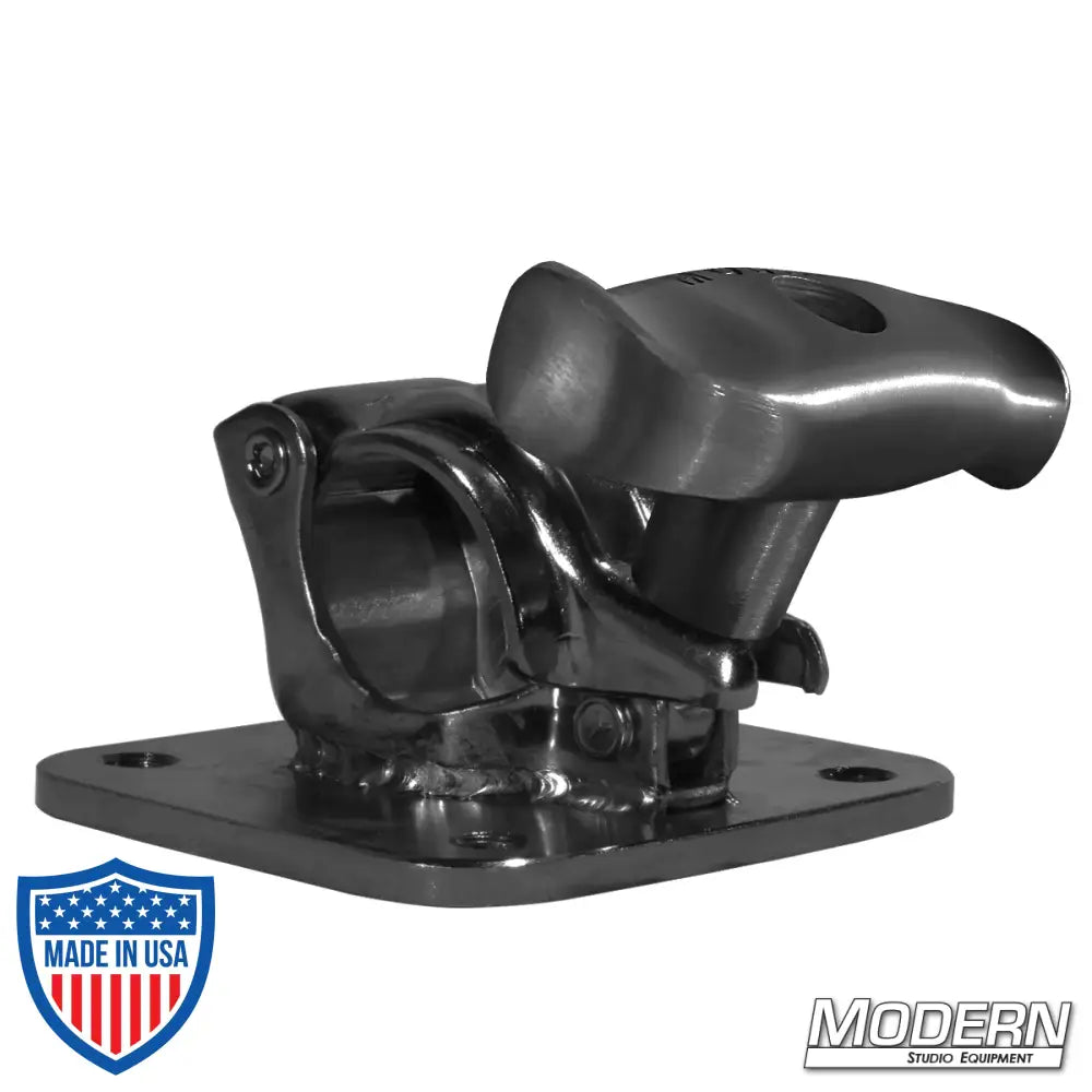 Black zinc grid clamp with 4" x 4-1/2" flat plate and spin handle, ideal for film grip rigging with 1-1/4" or 1-1/2" aluminum Speed-Rail®.