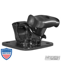 Black zinc grid clamp with 4" x 4-1/2" flat plate and spin handle, ideal for film grip rigging with 1-1/4" or 1-1/2" aluminum Speed-Rail®.
