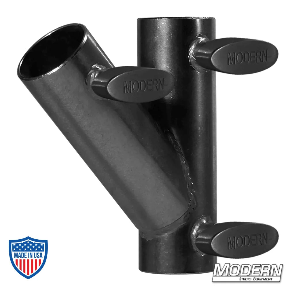 45° pipe receiver for 1-1/4" Speed-Rail® in black zinc with T-handles, ideal for film grip and rigging.