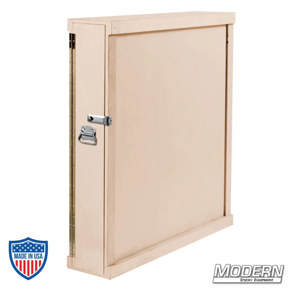 Durable wooden box for mirrors and reflectors, ideal for film grip rigging needs.