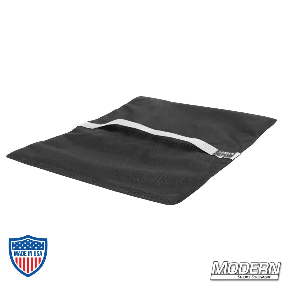 Flyaway Sandbag 50 lbs. for film grip rigging, made from durable Cordura 1000 with velcro closure, empty bag for easy filling.