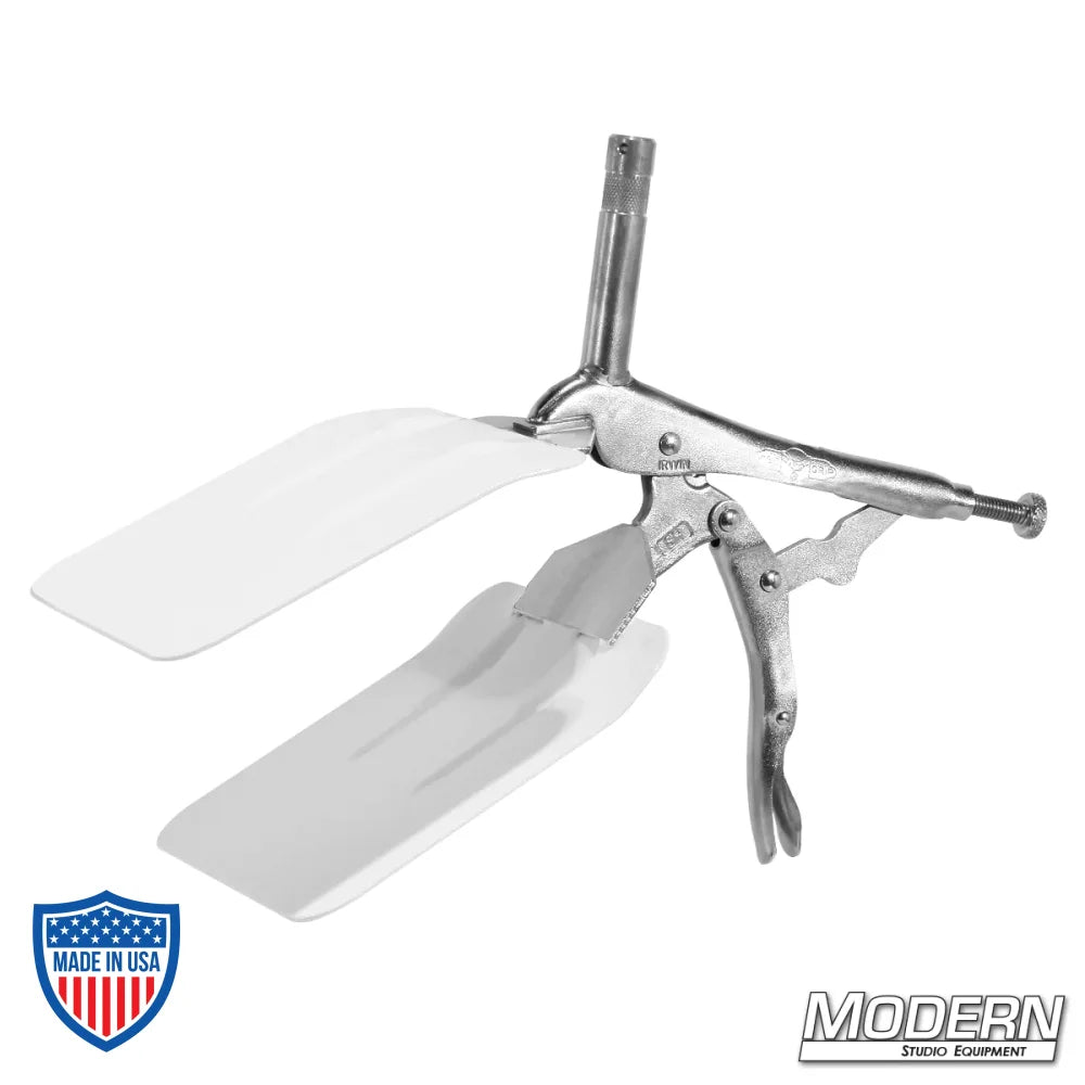 Platypus Lips Beadboard Holder for film grip rigging with 5/8" baby pin to position foam core, reflector, or bead board.