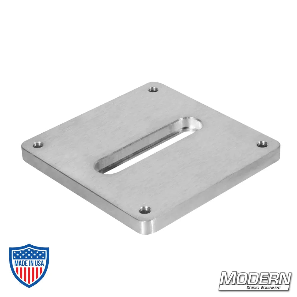 Aluminum top plate with slot for skateboard dolly, ideal for film grip and rigging tasks.