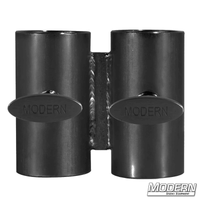 Black Narrow Over and Under 1-1/2-inch Speed-Rail® fittings with T-handles for film grip rigging